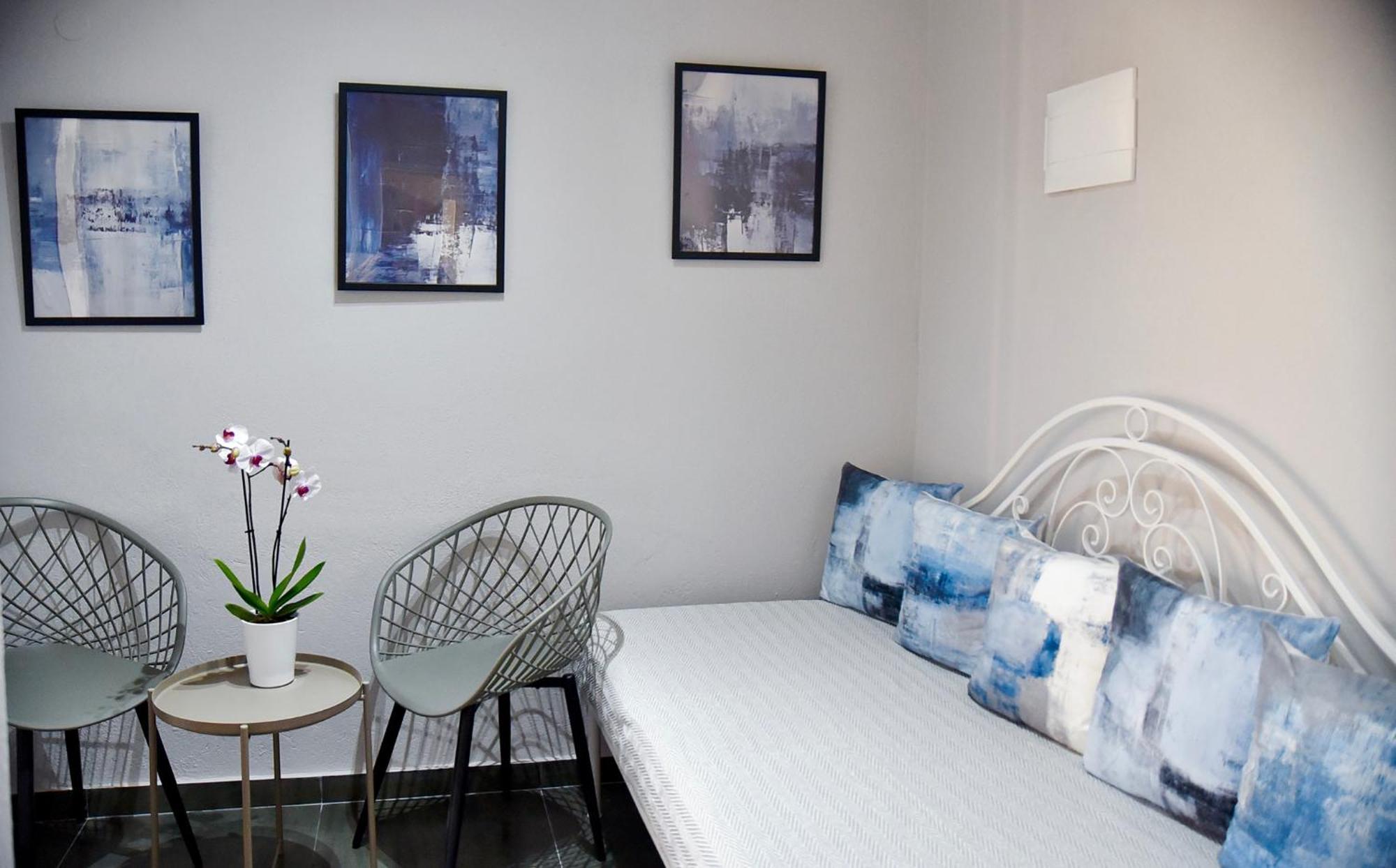Room Nine 9 Beachfront Apartments Nea Kallikrateia Exterior photo